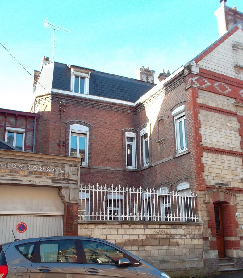Edimbourg Avenue Acomodação com café da manhã Amiens Exterior foto